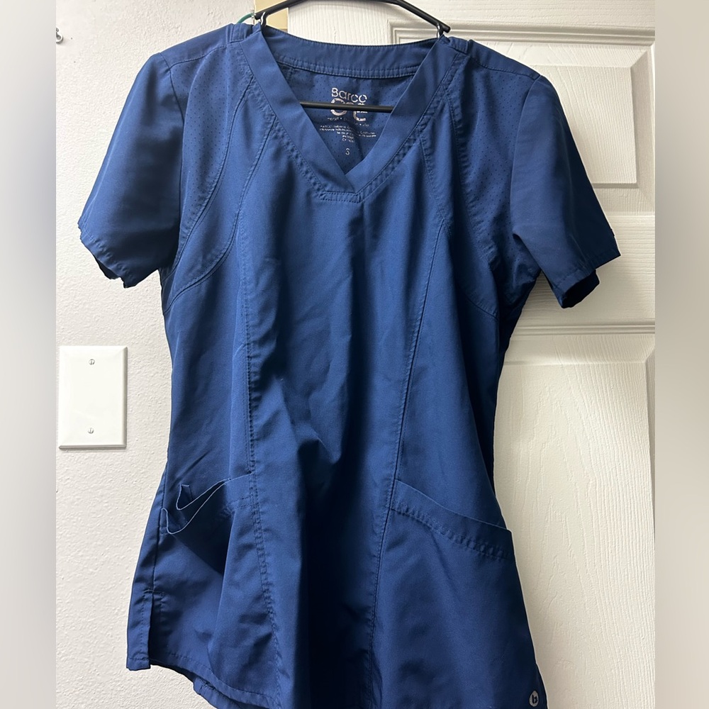 Barco one navy scrub top